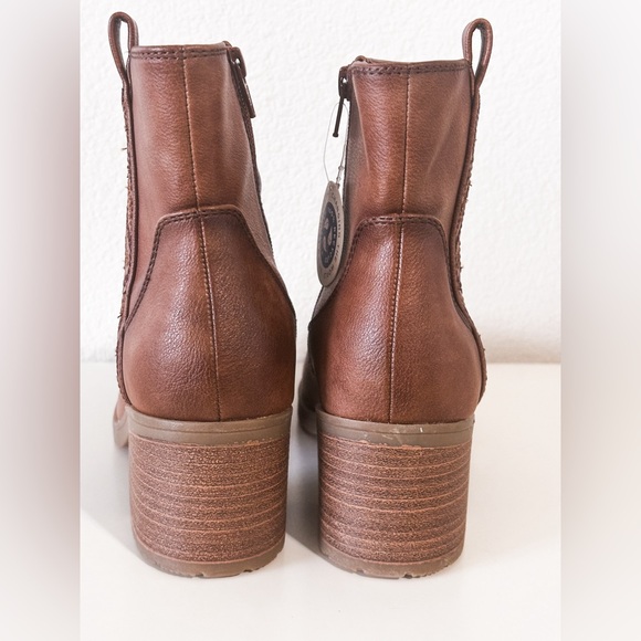 Baretraps Covina Block Heel Brown Bootie Size 7.5 - Picture 8 of 10